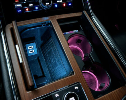 Черный Линкольн Навигатор, объемом двигателя 3.5 л и пробегом 146 тыс. км за 49000 $, фото 33 на Automoto.ua