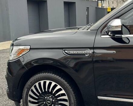 Черный Линкольн Навигатор, объемом двигателя 3.5 л и пробегом 145 тыс. км за 55000 $, фото 6 на Automoto.ua