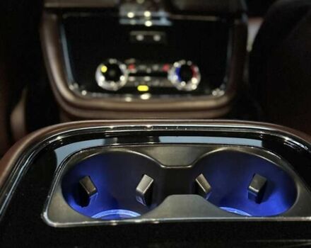 Черный Линкольн Навигатор, объемом двигателя 3.5 л и пробегом 121 тыс. км за 58000 $, фото 47 на Automoto.ua