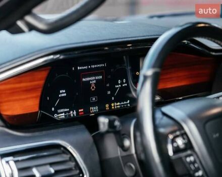 Черный Линкольн Навигатор, объемом двигателя 3.5 л и пробегом 146 тыс. км за 49000 $, фото 16 на Automoto.ua