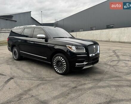 Черный Линкольн Навигатор, объемом двигателя 3.5 л и пробегом 121 тыс. км за 58000 $, фото 5 на Automoto.ua