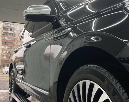 Черный Линкольн Навигатор, объемом двигателя 3.5 л и пробегом 145 тыс. км за 55000 $, фото 10 на Automoto.ua