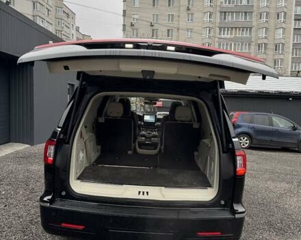 Черный Линкольн Навигатор, объемом двигателя 3.5 л и пробегом 145 тыс. км за 55000 $, фото 8 на Automoto.ua