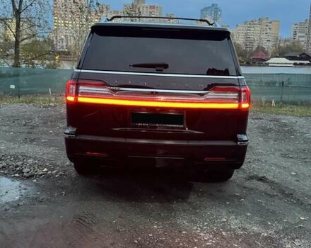 Черный Линкольн Навигатор, объемом двигателя 3.5 л и пробегом 121 тыс. км за 58000 $, фото 24 на Automoto.ua