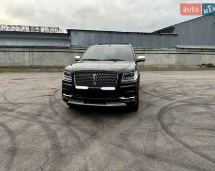 Черный Линкольн Навигатор, объемом двигателя 3.5 л и пробегом 121 тыс. км за 58000 $, фото 1 на Automoto.ua