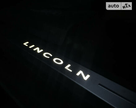 Чорний Лінкольн Navigator, об'ємом двигуна 3.5 л та пробігом 105 тис. км за 85000 $, фото 10 на Automoto.ua