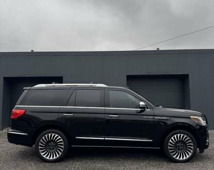 Черный Линкольн Навигатор, объемом двигателя 3.5 л и пробегом 145 тыс. км за 55000 $, фото 2 на Automoto.ua