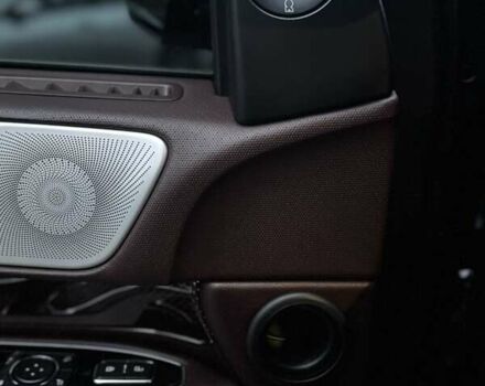 Черный Линкольн Навигатор, объемом двигателя 3.5 л и пробегом 121 тыс. км за 58000 $, фото 36 на Automoto.ua