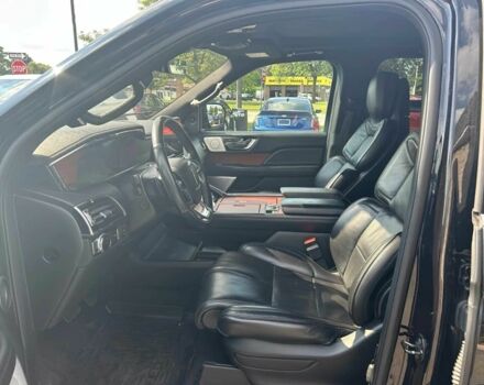 Чорний Лінкольн Navigator, об'ємом двигуна 3.5 л та пробігом 69 тис. км за 38000 $, фото 9 на Automoto.ua