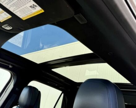 Черный Линкольн Навигатор, объемом двигателя 3.5 л и пробегом 38 тыс. км за 13000 $, фото 13 на Automoto.ua