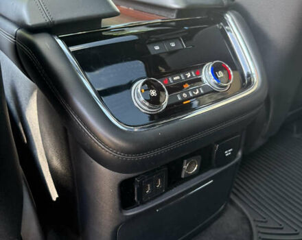 Черный Линкольн Навигатор, объемом двигателя 3.5 л и пробегом 73 тыс. км за 47500 $, фото 25 на Automoto.ua