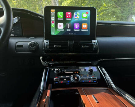 Черный Линкольн Навигатор, объемом двигателя 3.5 л и пробегом 73 тыс. км за 47500 $, фото 9 на Automoto.ua