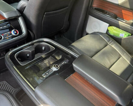 Черный Линкольн Навигатор, объемом двигателя 3.5 л и пробегом 73 тыс. км за 47500 $, фото 24 на Automoto.ua