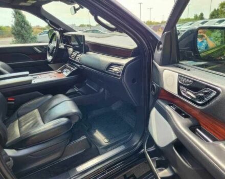 Черный Линкольн Навигатор, объемом двигателя 3.5 л и пробегом 15 тыс. км за 39000 $, фото 8 на Automoto.ua