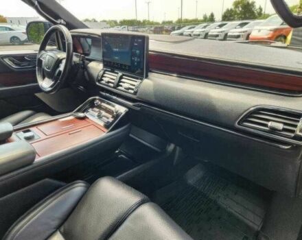 Черный Линкольн Навигатор, объемом двигателя 3.5 л и пробегом 15 тыс. км за 39000 $, фото 11 на Automoto.ua