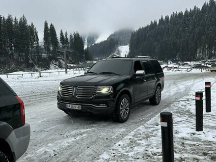 Черный Линкольн Навигатор, объемом двигателя 3.5 л и пробегом 340 тыс. км за 21500 $, фото 1 на Automoto.ua