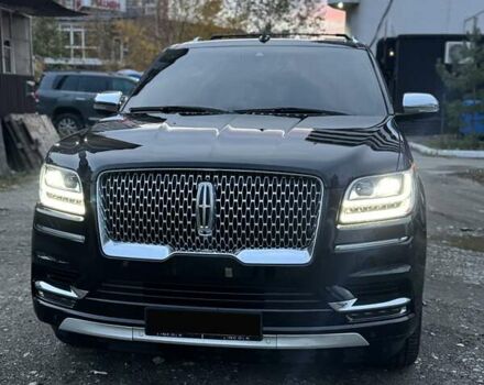 Черный Линкольн Навигатор, объемом двигателя 3.5 л и пробегом 121 тыс. км за 58000 $, фото 1 на Automoto.ua