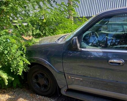 Линкольн Навигатор, объемом двигателя 5.4 л и пробегом 296 тыс. км за 7777 $, фото 4 на Automoto.ua