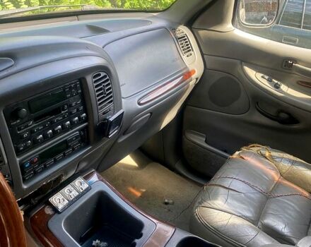 Линкольн Навигатор, объемом двигателя 5.4 л и пробегом 296 тыс. км за 7777 $, фото 5 на Automoto.ua