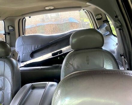 Линкольн Навигатор, объемом двигателя 5.4 л и пробегом 296 тыс. км за 7777 $, фото 3 на Automoto.ua