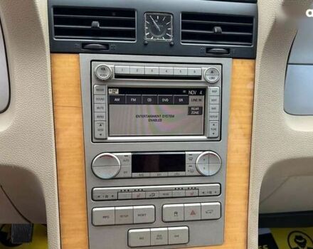 Лінкольн Navigator, об'ємом двигуна 5.4 л та пробігом 190 тис. км за 22500 $, фото 17 на Automoto.ua