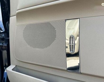 Лінкольн Navigator, об'ємом двигуна 5.4 л та пробігом 190 тис. км за 22500 $, фото 27 на Automoto.ua