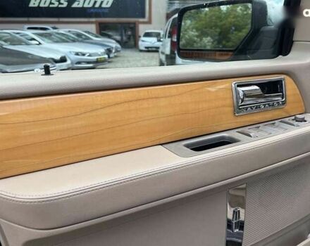 Лінкольн Navigator, об'ємом двигуна 5.4 л та пробігом 190 тис. км за 22500 $, фото 10 на Automoto.ua