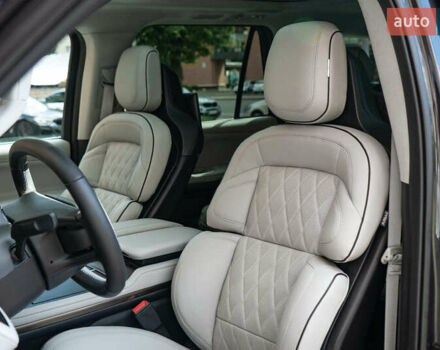 Линкольн Навигатор, объемом двигателя 3.5 л и пробегом 1 тыс. км за 196000 $, фото 32 на Automoto.ua