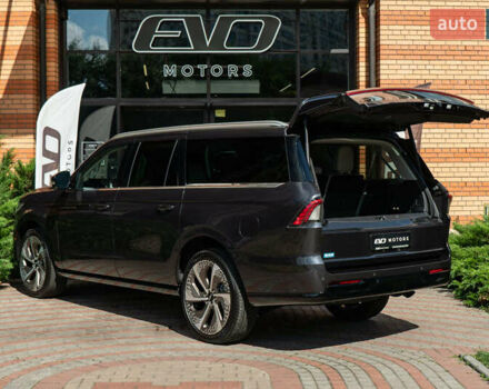 Линкольн Навигатор, объемом двигателя 3.5 л и пробегом 1 тыс. км за 196000 $, фото 8 на Automoto.ua