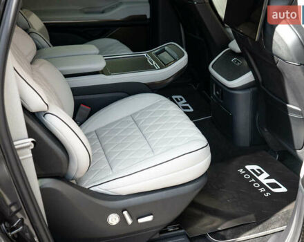 Линкольн Навигатор, объемом двигателя 3.5 л и пробегом 1 тыс. км за 196000 $, фото 52 на Automoto.ua