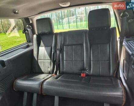 Сірий Лінкольн Navigator, об'ємом двигуна 5.41 л та пробігом 283 тис. км за 17000 $, фото 15 на Automoto.ua