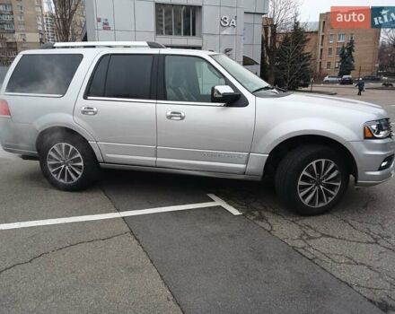 Сірий Лінкольн Navigator, об'ємом двигуна 3.5 л та пробігом 85 тис. км за 21500 $, фото 3 на Automoto.ua