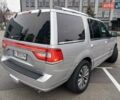 Сірий Лінкольн Navigator, об'ємом двигуна 3.5 л та пробігом 85 тис. км за 21500 $, фото 5 на Automoto.ua