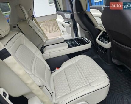 Сірий Лінкольн Navigator, об'ємом двигуна 3.5 л та пробігом 108 тис. км за 65000 $, фото 11 на Automoto.ua
