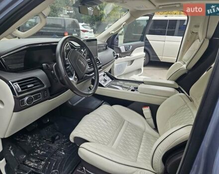 Сірий Лінкольн Navigator, об'ємом двигуна 3.5 л та пробігом 108 тис. км за 65000 $, фото 3 на Automoto.ua