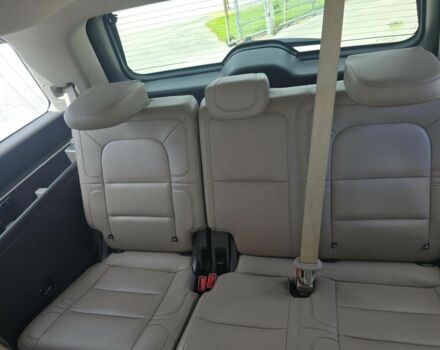 Серый Линкольн Навигатор, объемом двигателя 0 л и пробегом 90 тыс. км за 25000 $, фото 10 на Automoto.ua