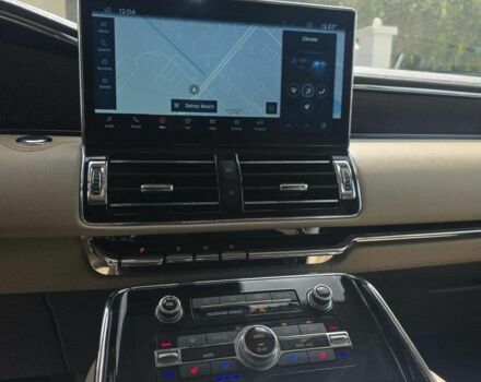 Серый Линкольн Навигатор, объемом двигателя 0 л и пробегом 90 тыс. км за 25000 $, фото 7 на Automoto.ua