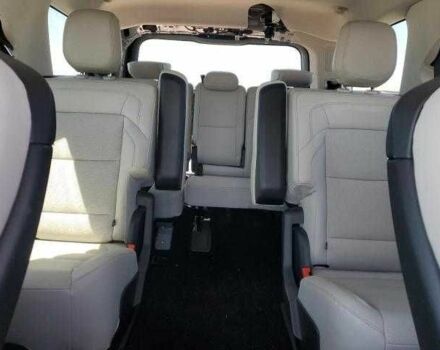 Серый Линкольн Навигатор, объемом двигателя 0 л и пробегом 1 тыс. км за 70000 $, фото 6 на Automoto.ua