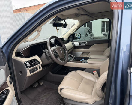 Синий Линкольн Навигатор, объемом двигателя 3.5 л и пробегом 70 тыс. км за 81000 $, фото 6 на Automoto.ua