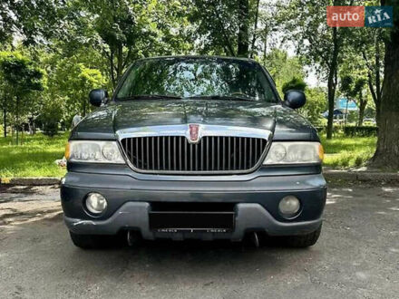 Синій Лінкольн Navigator, об'ємом двигуна 5.4 л та пробігом 500 тис. км за 7777 $, фото 1 на Automoto.ua