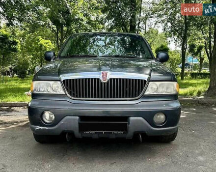 Синій Лінкольн Navigator, об'ємом двигуна 5.4 л та пробігом 500 тис. км за 7777 $, фото 1 на Automoto.ua