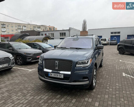 Синий Линкольн Навигатор, объемом двигателя 3.5 л и пробегом 70 тыс. км за 81000 $, фото 1 на Automoto.ua
