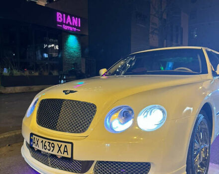 Білий Лінкольн Town Car, об'ємом двигуна 4.6 л та пробігом 156 тис. км за 35000 $, фото 1 на Automoto.ua