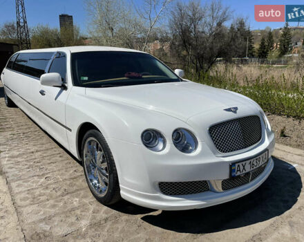 Білий Лінкольн Town Car, об'ємом двигуна 4.6 л та пробігом 156 тис. км за 35000 $, фото 5 на Automoto.ua