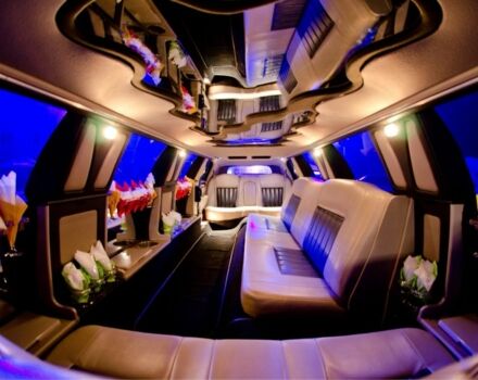 Білий Лінкольн Town Car, об'ємом двигуна 4.6 л та пробігом 148 тис. км за 7400 $, фото 11 на Automoto.ua