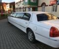 Белый Линкольн Таун Кар, объемом двигателя 0 л и пробегом 180 тыс. км за 7800 $, фото 1 на Automoto.ua
