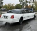 Білий Лінкольн Town Car, об'ємом двигуна 4.6 л та пробігом 200 тис. км за 1800 $, фото 3 на Automoto.ua