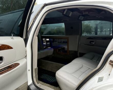 Білий Лінкольн Town Car, об'ємом двигуна 4.6 л та пробігом 200 тис. км за 1800 $, фото 6 на Automoto.ua