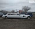 Білий Лінкольн Town Car, об'ємом двигуна 5 л та пробігом 113 тис. км за 10000 $, фото 1 на Automoto.ua