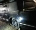 Черный Линкольн Таун Кар, объемом двигателя 5 л и пробегом 300 тыс. км за 5000 $, фото 2 на Automoto.ua